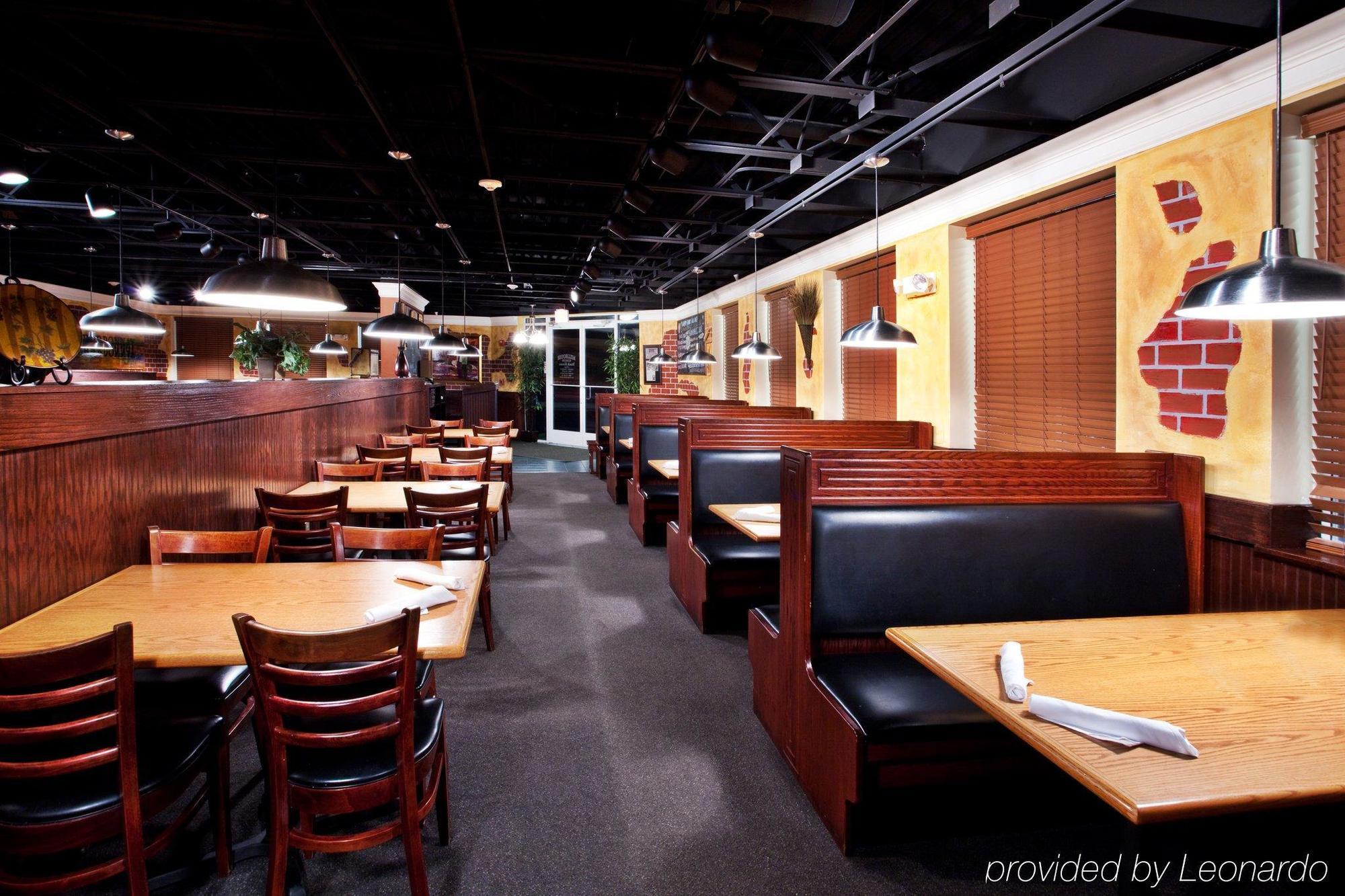 假日酒店-不伦瑞克 I-95 38号出口 餐厅 照片